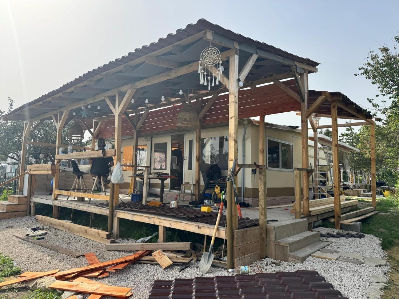 Karavana Tropicana Varna Exterior foto